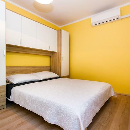 Apartman Jezevac Krk Town Exterior photo