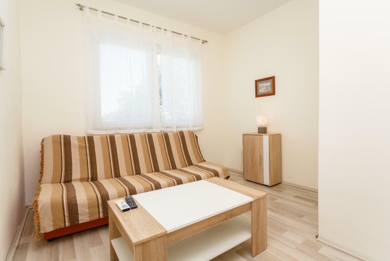 Apartman Jezevac Krk Town Exterior photo