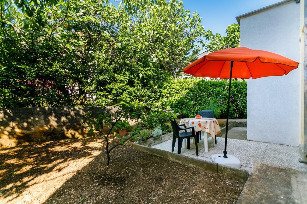 Apartman Jezevac Krk Town Exterior photo